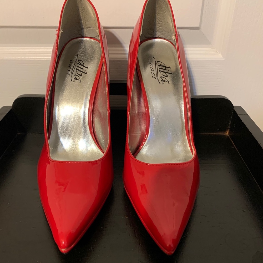 Red Pumps